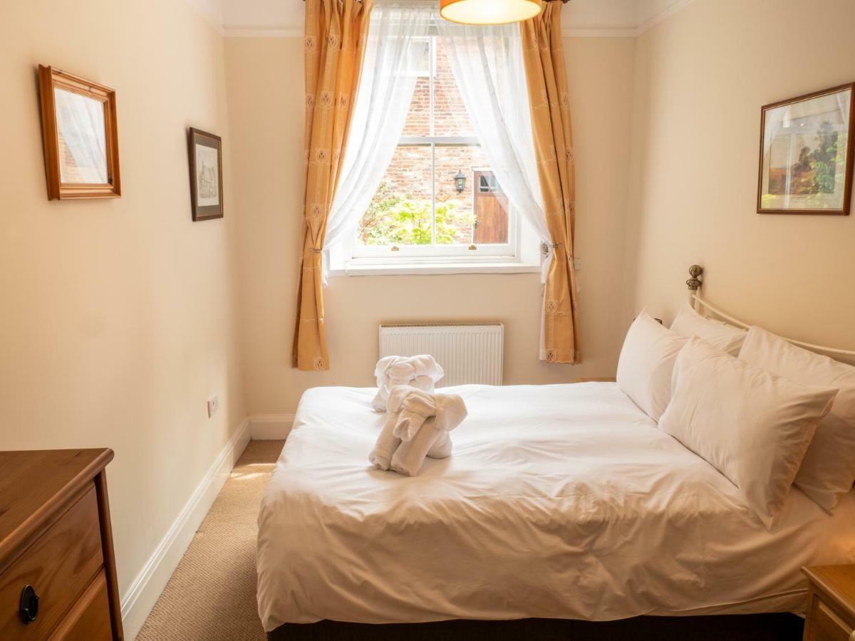 Prince Rupert House At The Red House Estate York Buitenkant foto